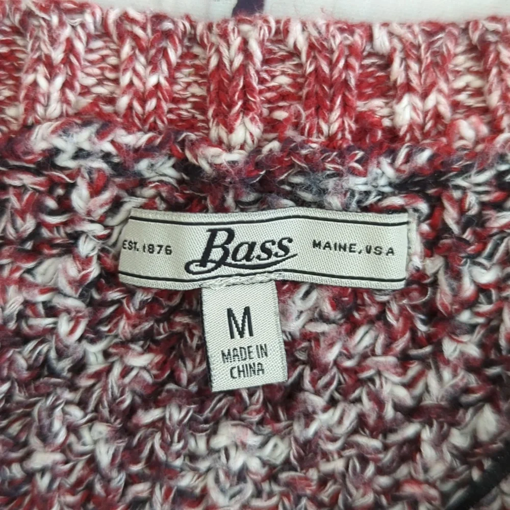 Bass Cropped Knit Sweater, pull over crew neck, women's size medium - Picture 7 of 7